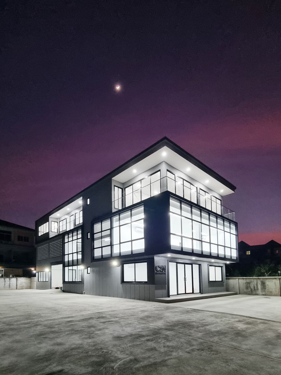 รูปที่ 1 อาคารใหม่ CSN